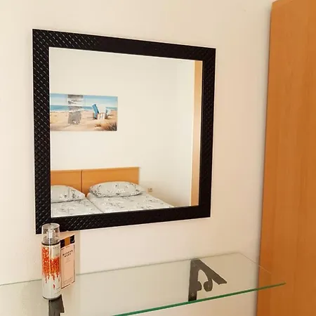 Smoljic Apartment *