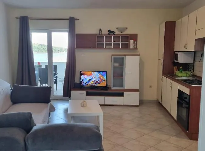 Smoljic Appartement *